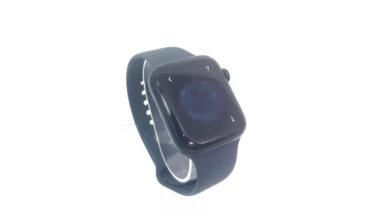 apple-watch-se-3gen-gps-44mm-koperta-z-aluminium-armii-krajowej-1a-goldap