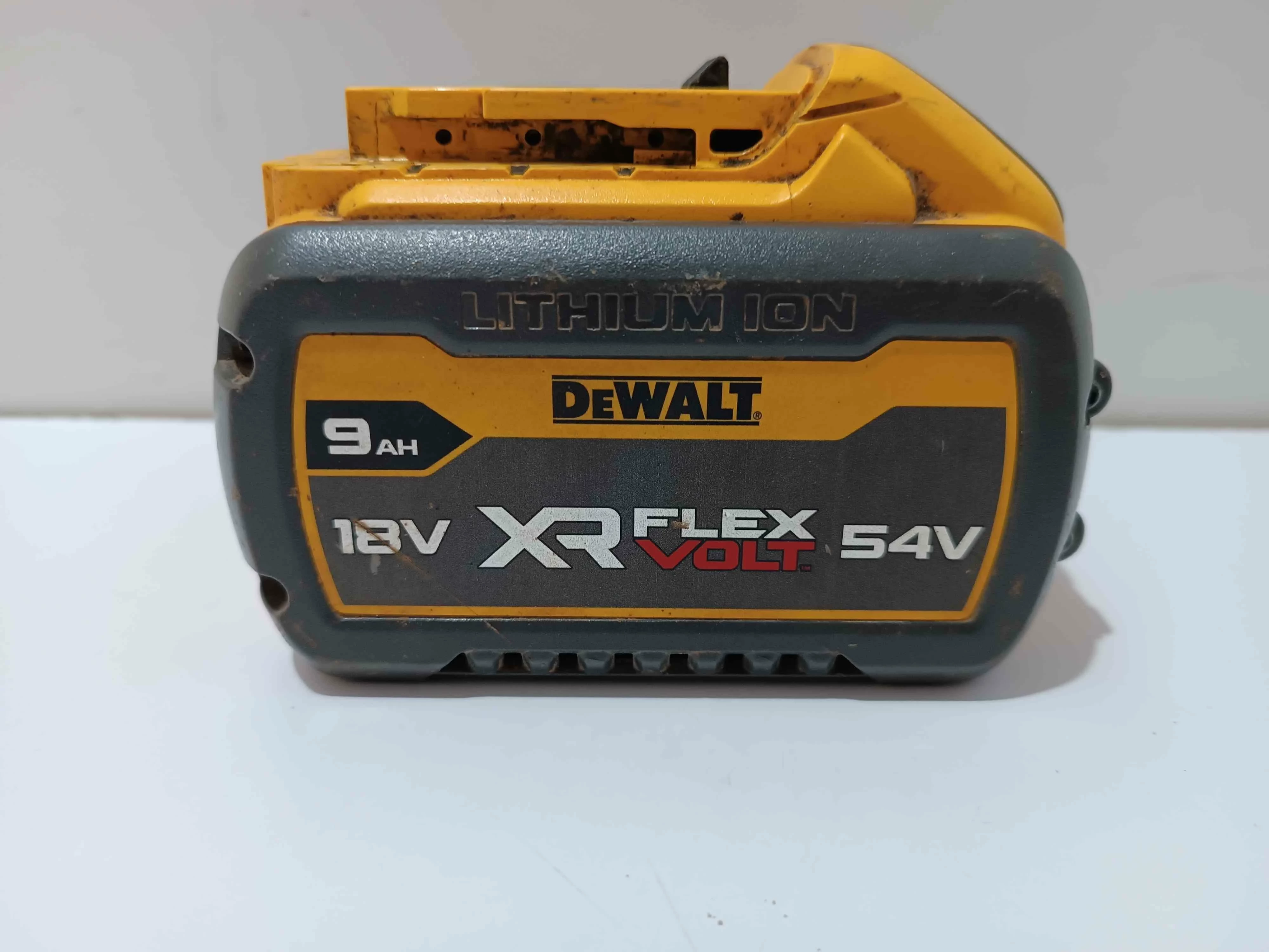 akumulator-bateria-flexvolt-5418v-3090ah-dewalt-dcb547-stan-11323-2