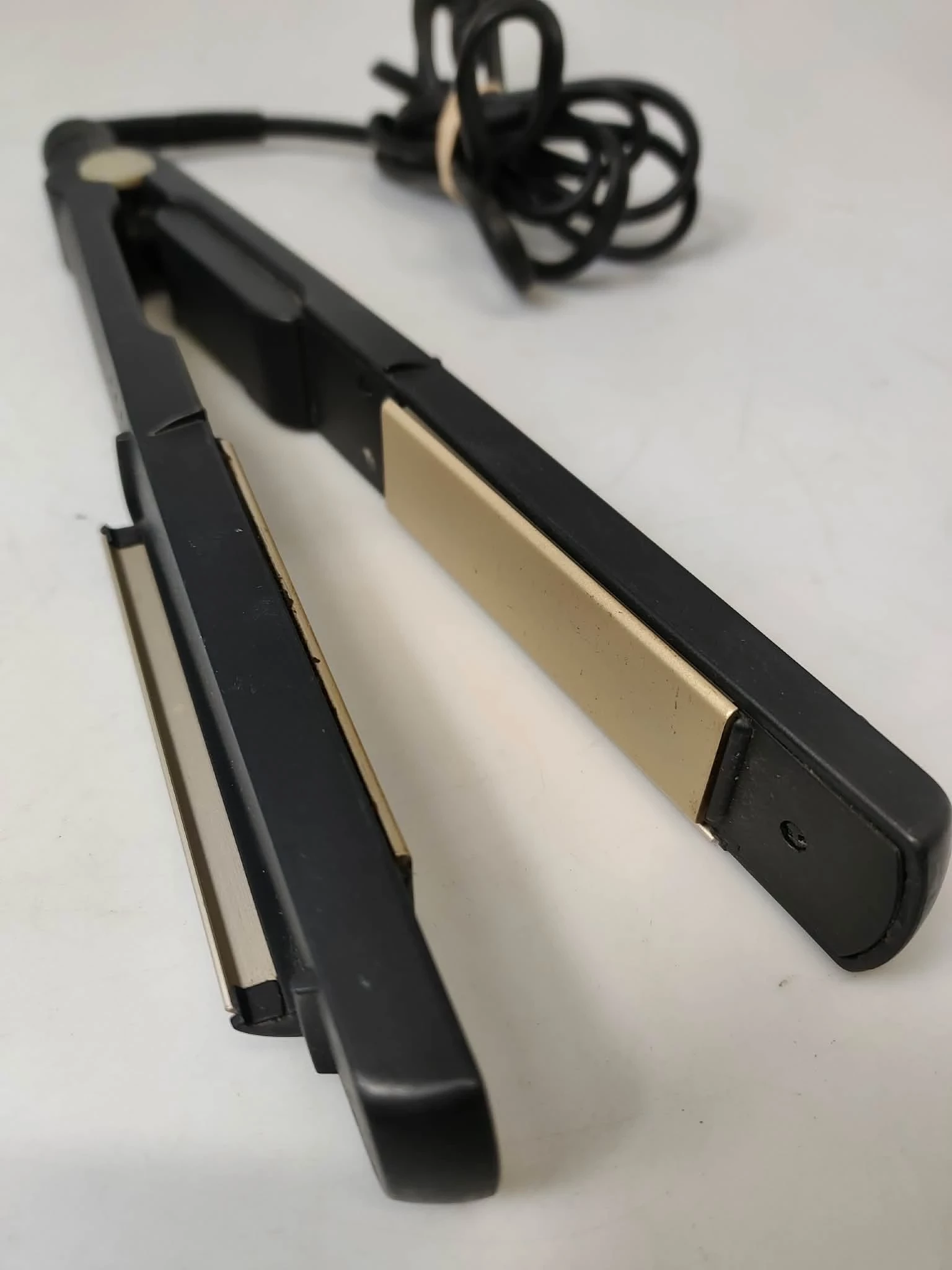 prostownica-babyliss-titanum-ceramic-stan-11323-2