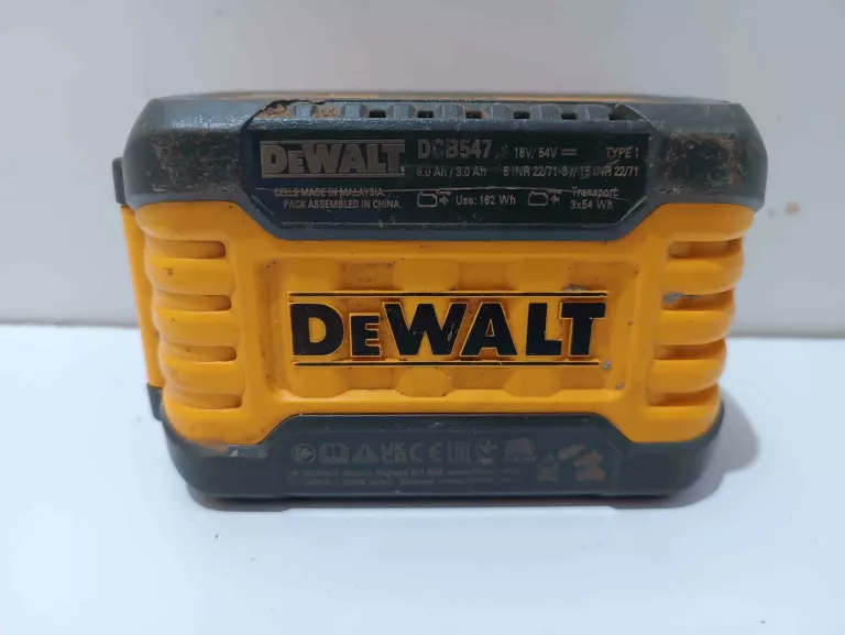 akumulator-bateria-flexvolt-5418v-3090ah-dewalt-dcb547-pojemnosc-akumulatora-900