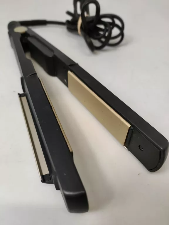 prostownica-babyliss-titanum-ceramic-stan-11323-2