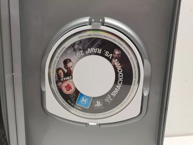 gra-psp-wwe-smackdown-vs-raw-2010-wersja-jezykowa-216085-2