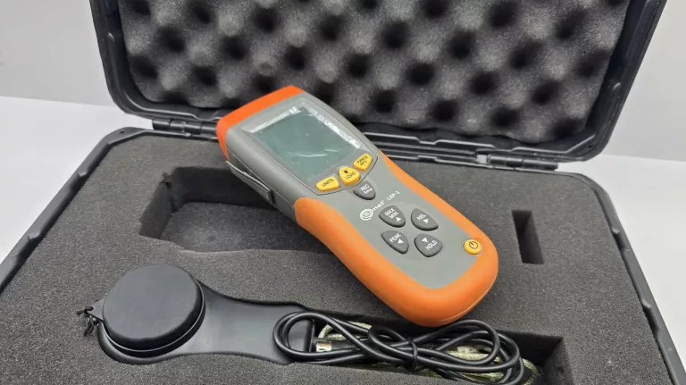 sonel-lxp-1-zestaw-luksomierz-miernik-do-pomiaru-natezenia-oswietlenia-stan-11323-2