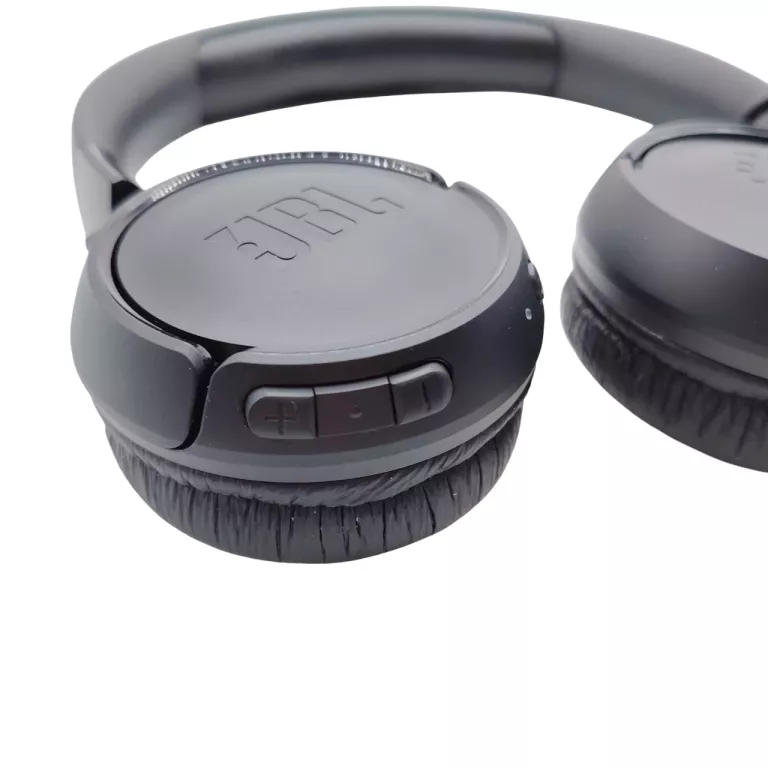 sluchawki-jbl-tune-525bt-stan-11323-2