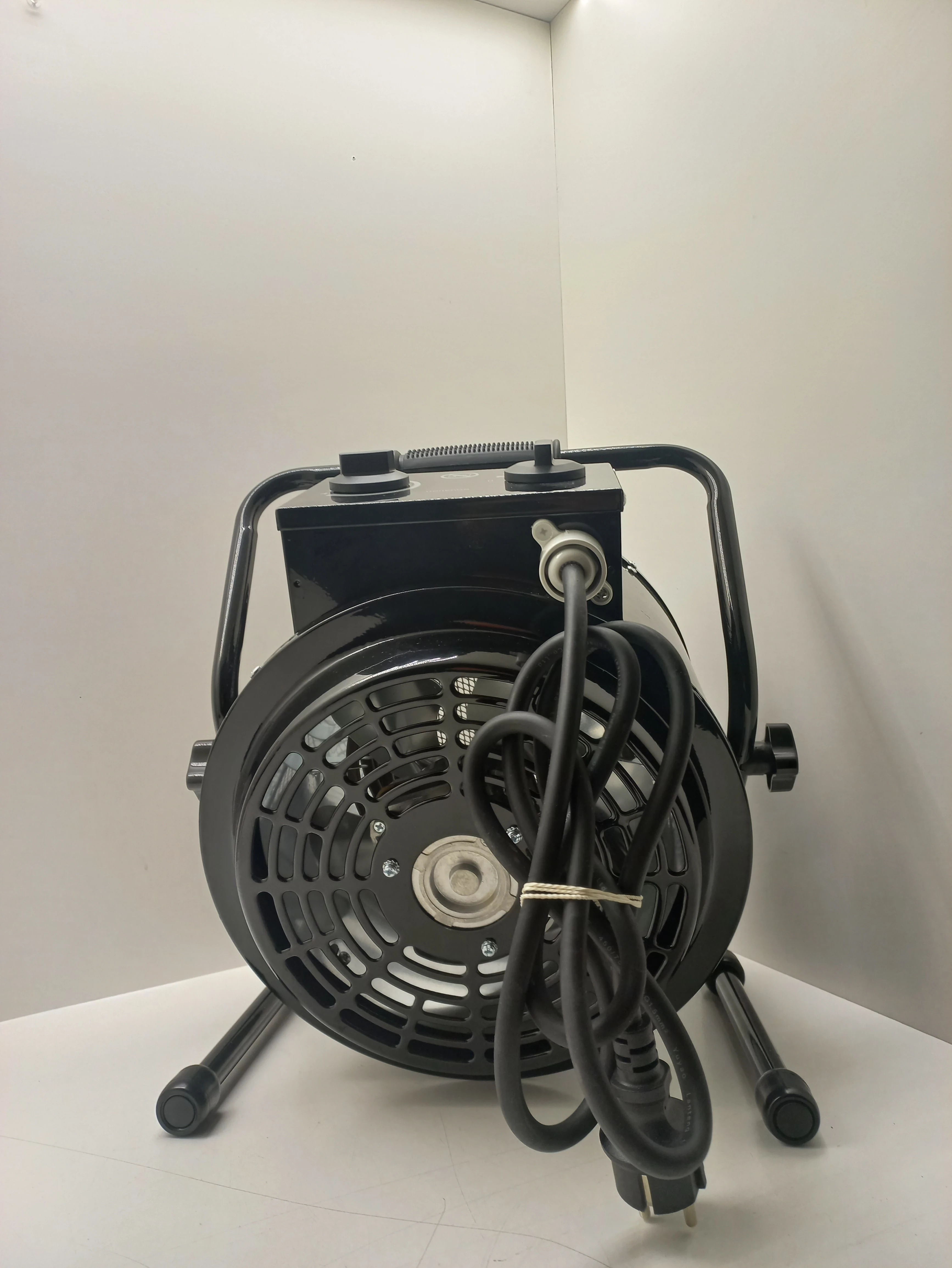 nagrzewnica-elektryczna-equation-ifh04-33e-eq-33m2-3300w-stan-11323-238058