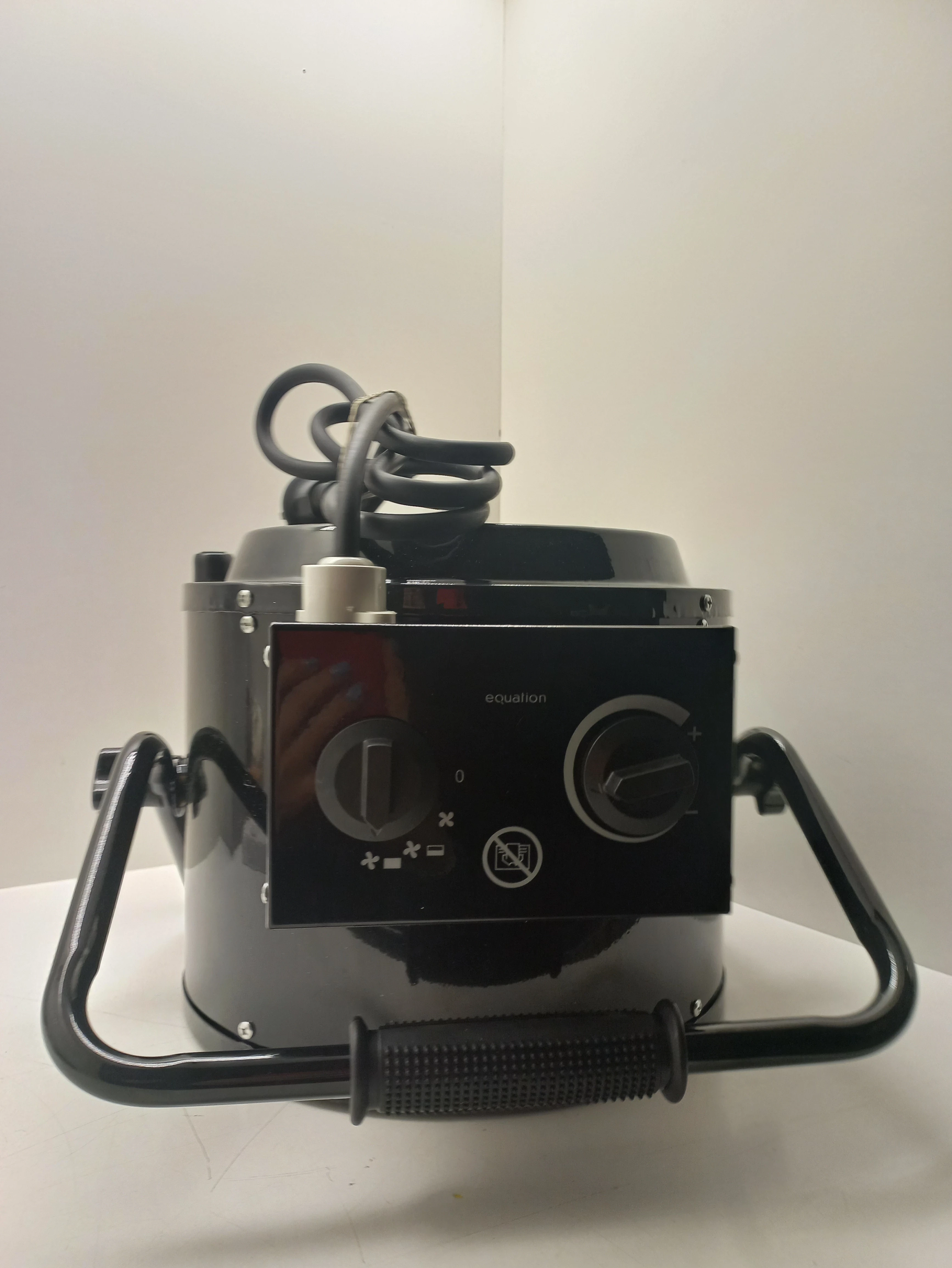 nagrzewnica-elektryczna-equation-ifh04-33e-eq-33m2-3300w-klasa-efektywnosci-energetycznej-575-1679437