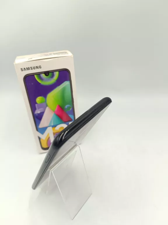 telefon-samsung-galaxy-m21-464-czarny-kod-producenta-sm-m215fzkuxeo