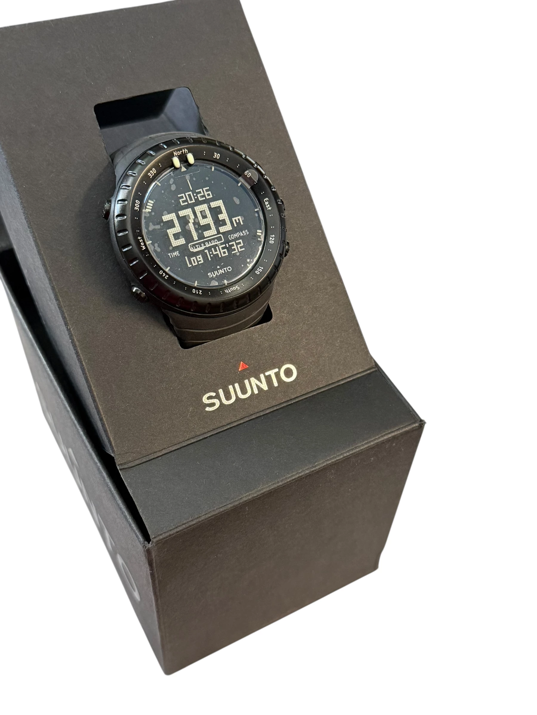zegarek-suunto-core-material-paska-129219-6