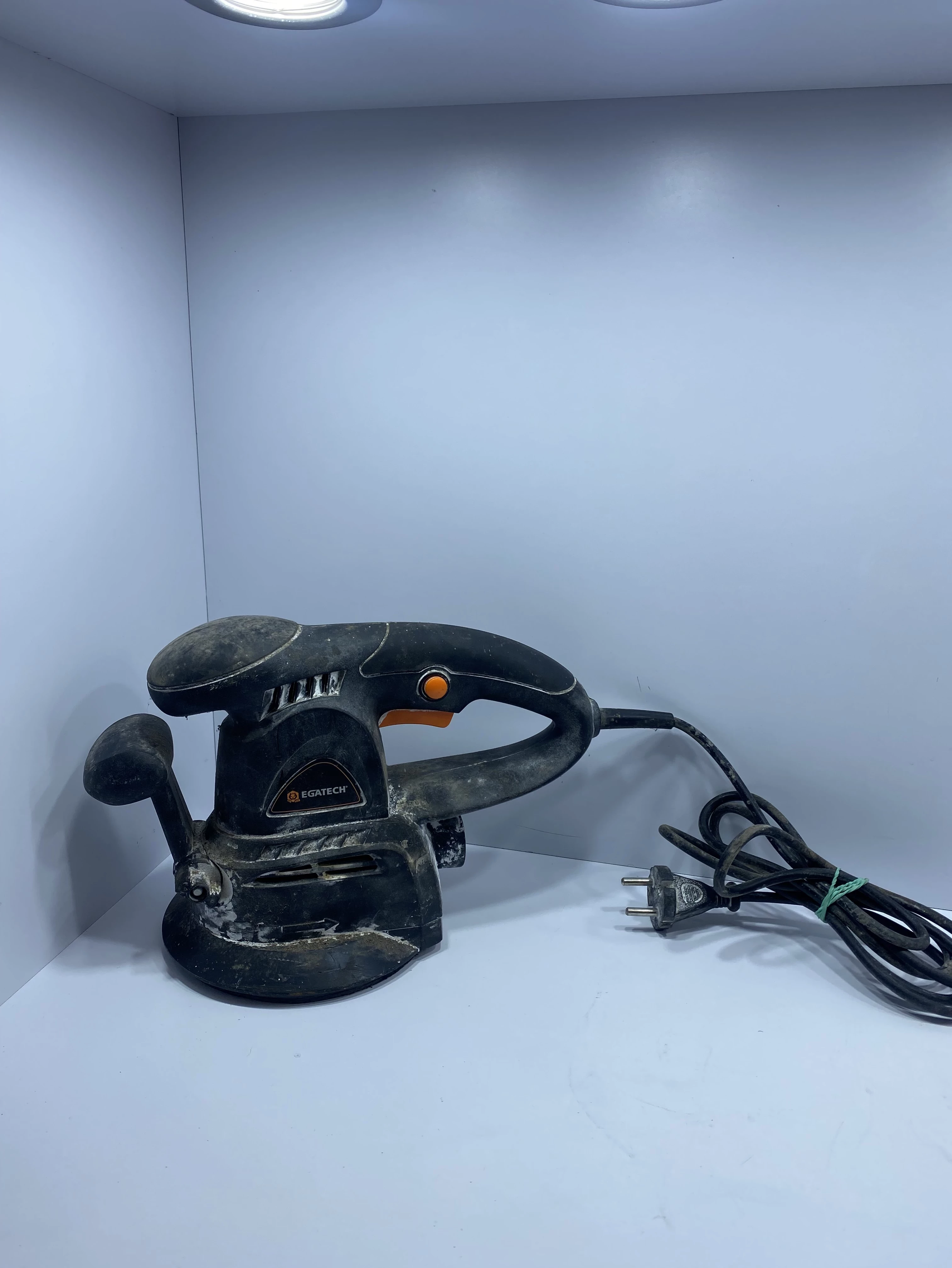 szlifierka-mimosrodowa-egatech-4535-batalionow-3a-plock