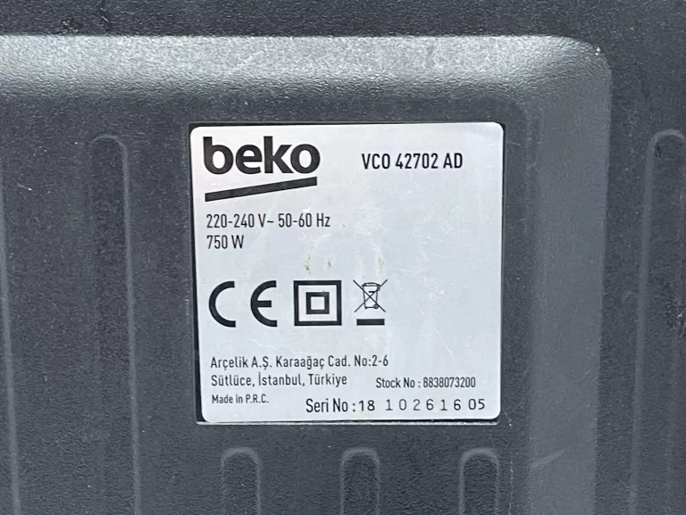 odkurzacz-beko-vco-42702-ad-pojemnosc-zbiornika-na-kurz-180