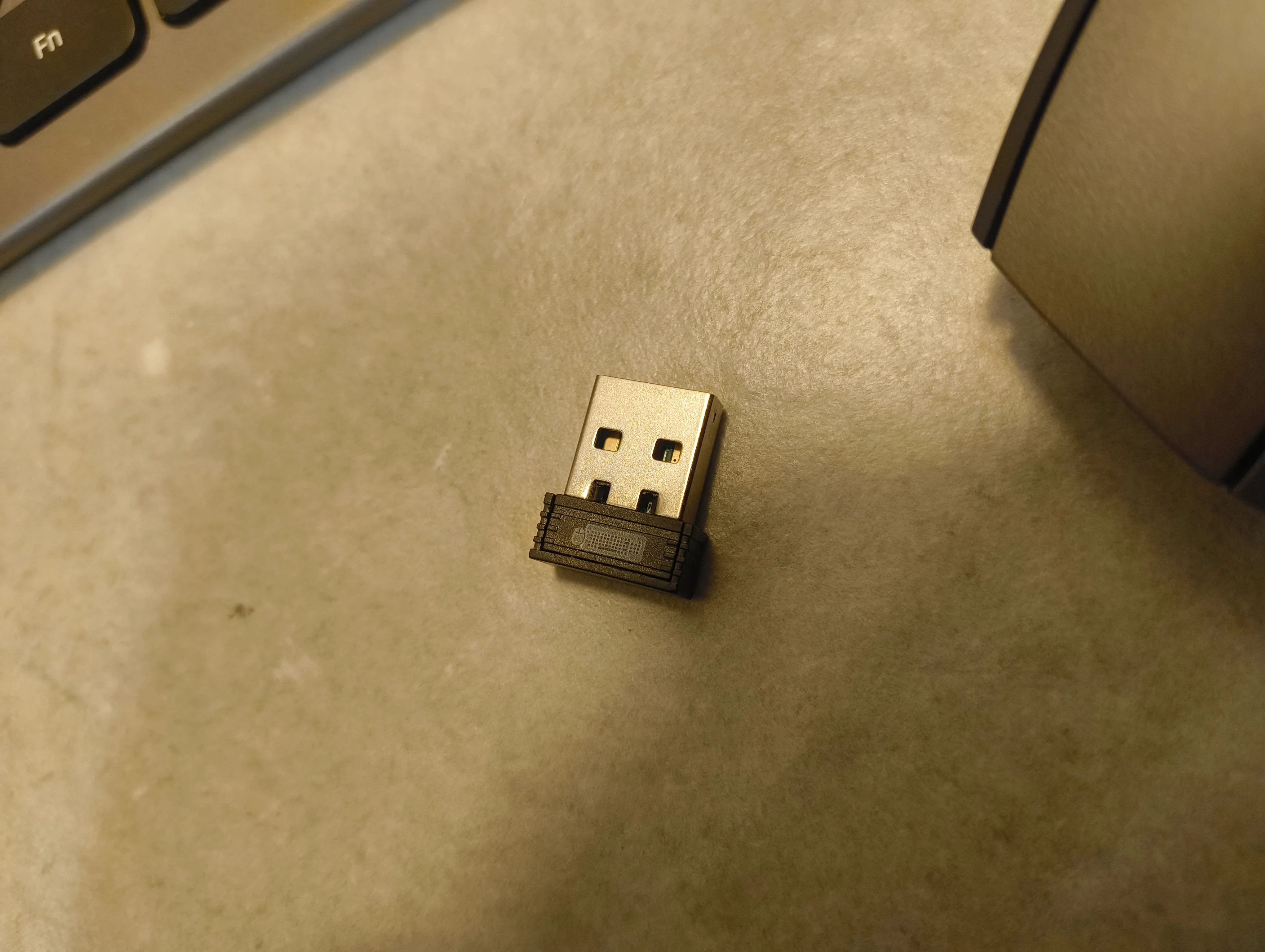 zestaw-klawiatura-mysz-hama-kmw-700-ean-gtin-4047443420428