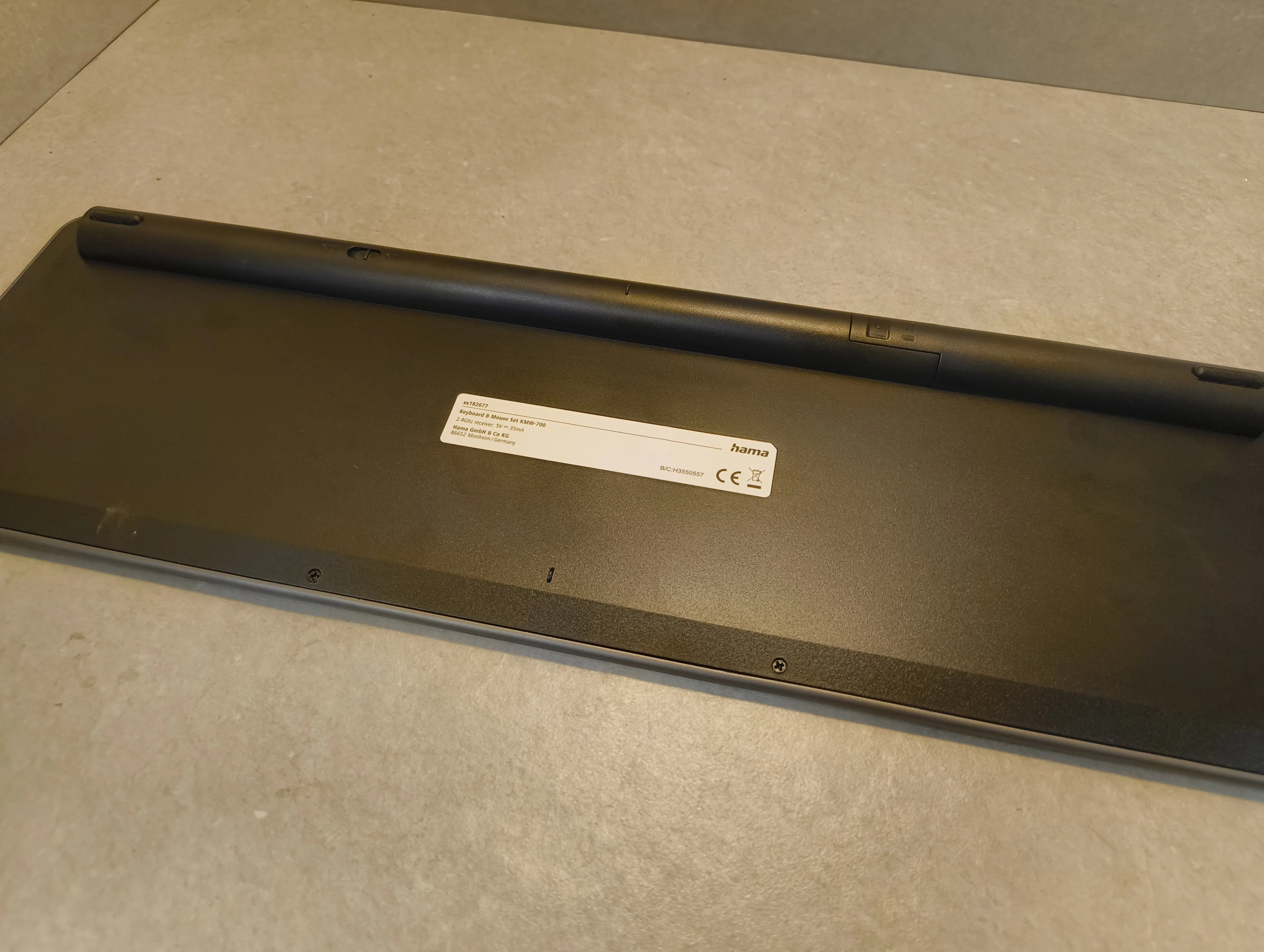 zestaw-klawiatura-mysz-hama-kmw-700-model-kmw-700