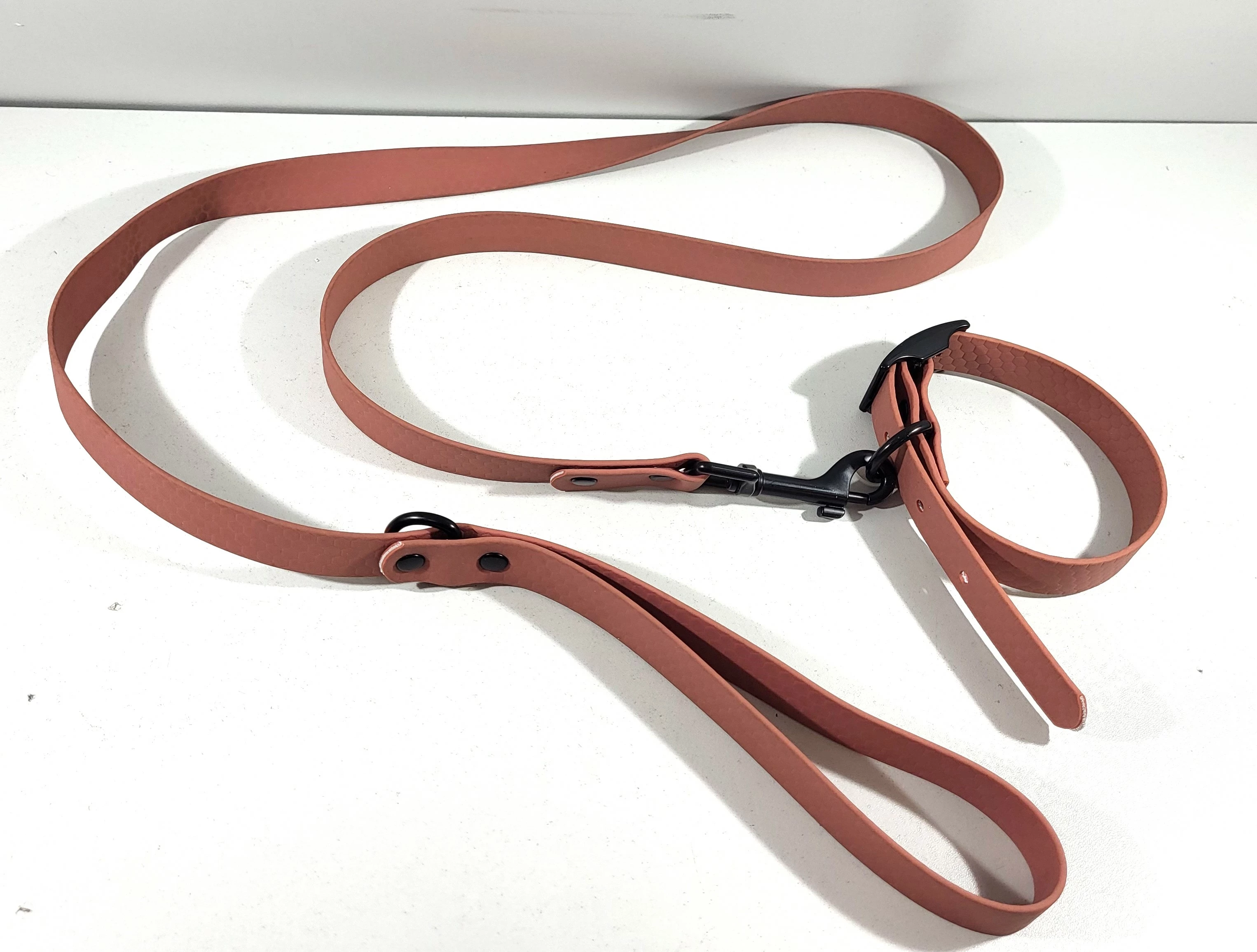 smycz-rozowa-z-paskiem-stan-11323-238058