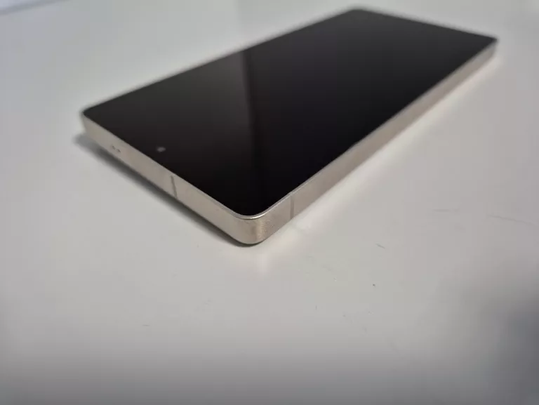 samsung-galaxy-s25-ultra-12256gb-gwar-mediaexpert-czarny-wbudowana-pamiec-202869-214185