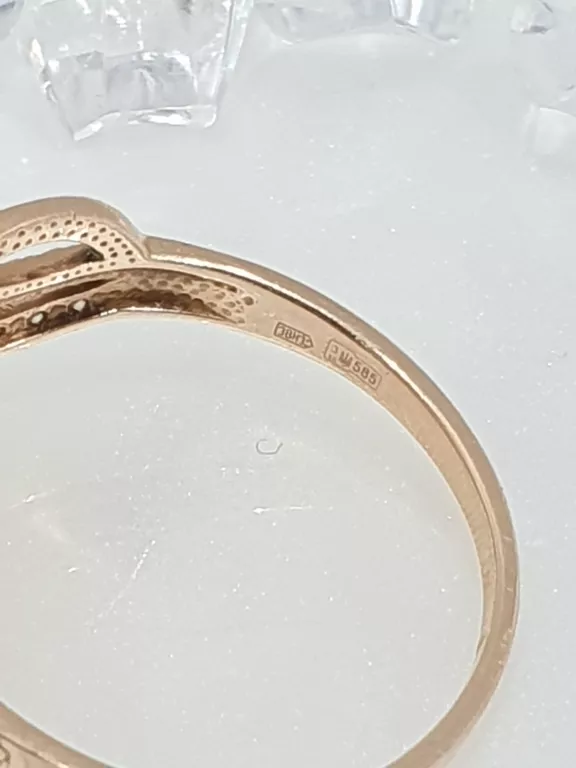 bogato-zdobiony-zloty-pierscionek-319g-585-r22-ean-gtin-5904237016399