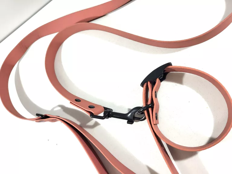 smycz-rozowa-z-paskiem-ean-gtin-4894970652972