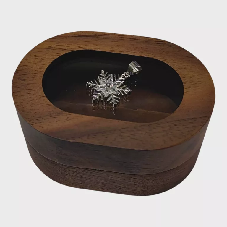 sliczna-srebrna-zawieszka-platek-sniegu-z-cyrkoniami-srebro-925-waga-151-kamien-17088-128