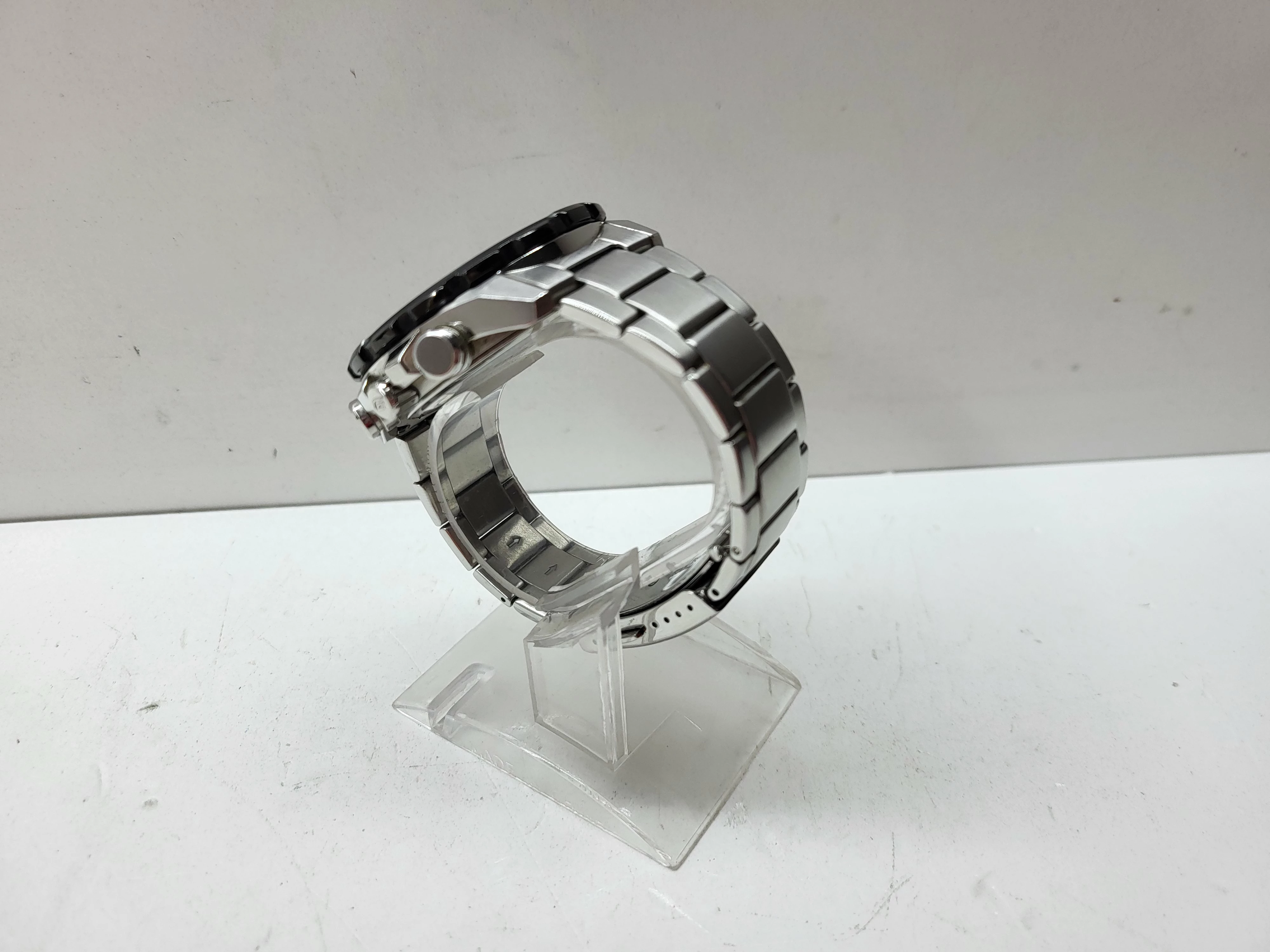 zegarek-casio-edifice-efs-s550-ksztalt-koperty-129223-2