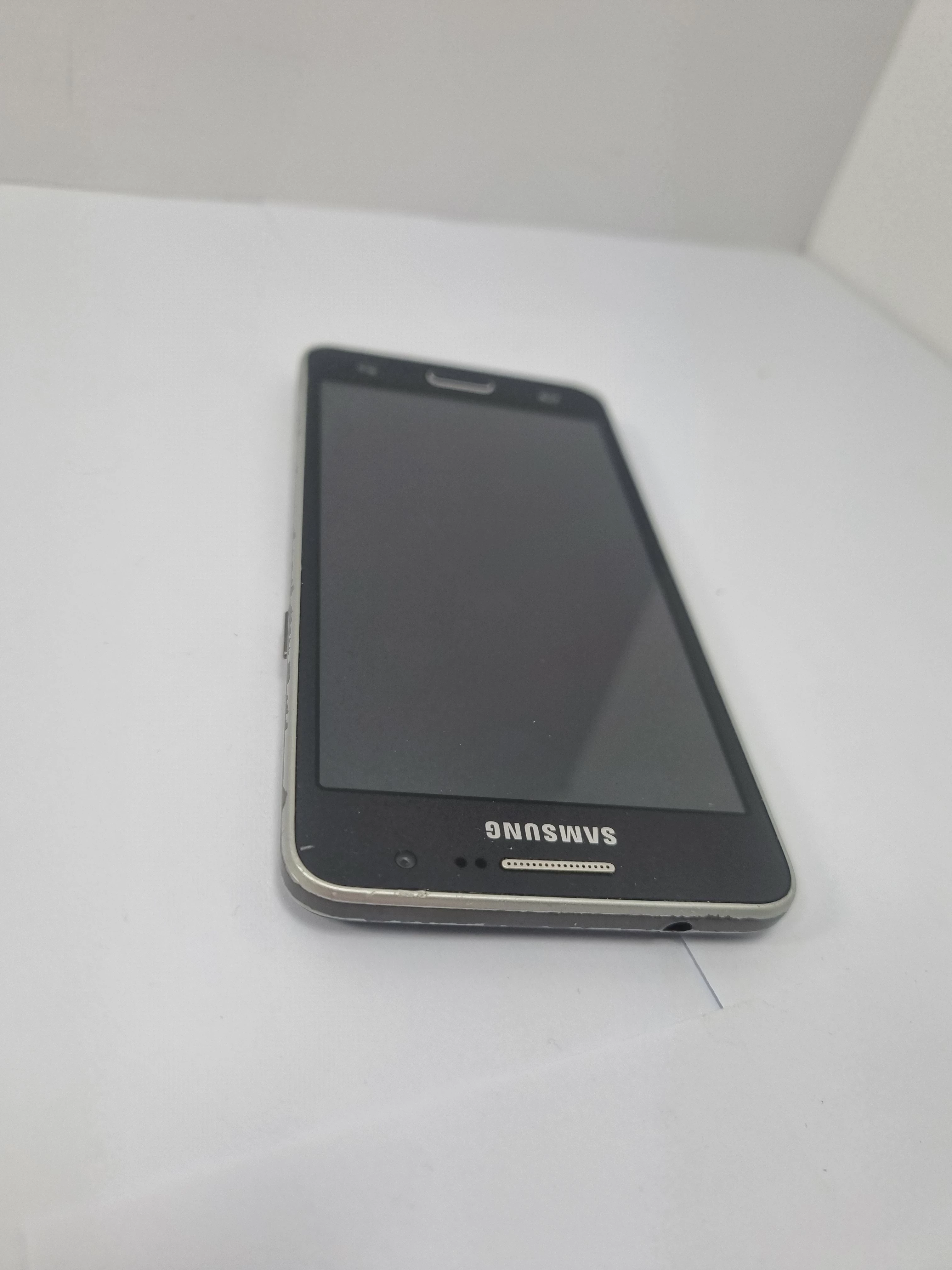telefon-samsung-galaxy-prime-opis-kod-producenta-sm-g531fzaaxeo