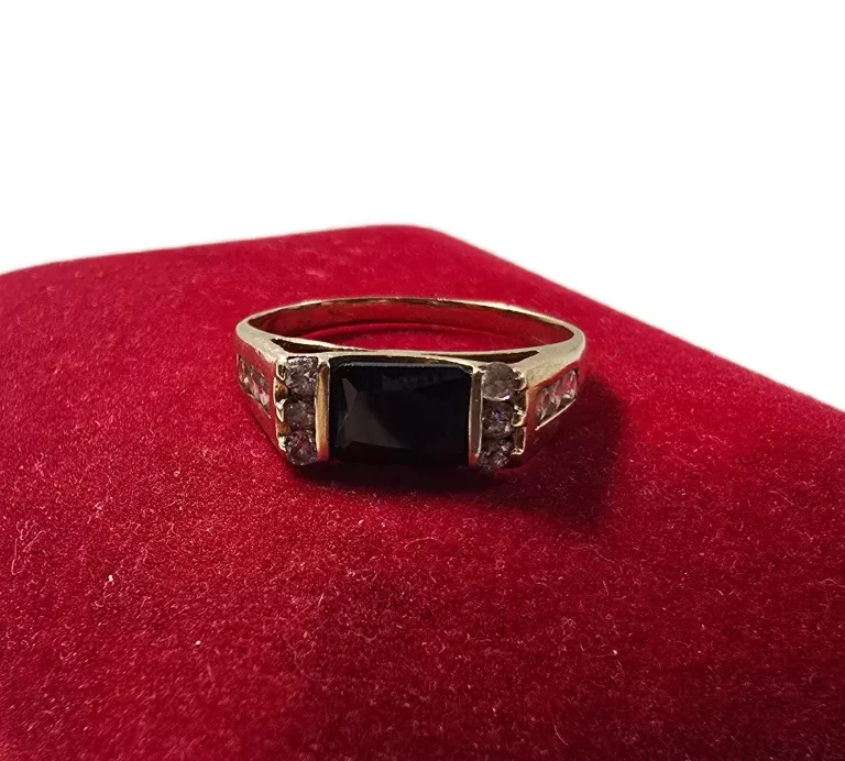 zloty-pierscionek-proby-585-r18-270g-kamien-17088-128