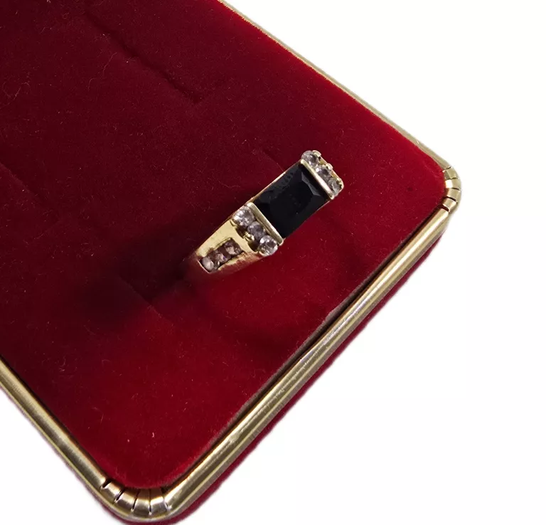 zloty-pierscionek-proby-585-r18-270g-rodzaj-2205-2