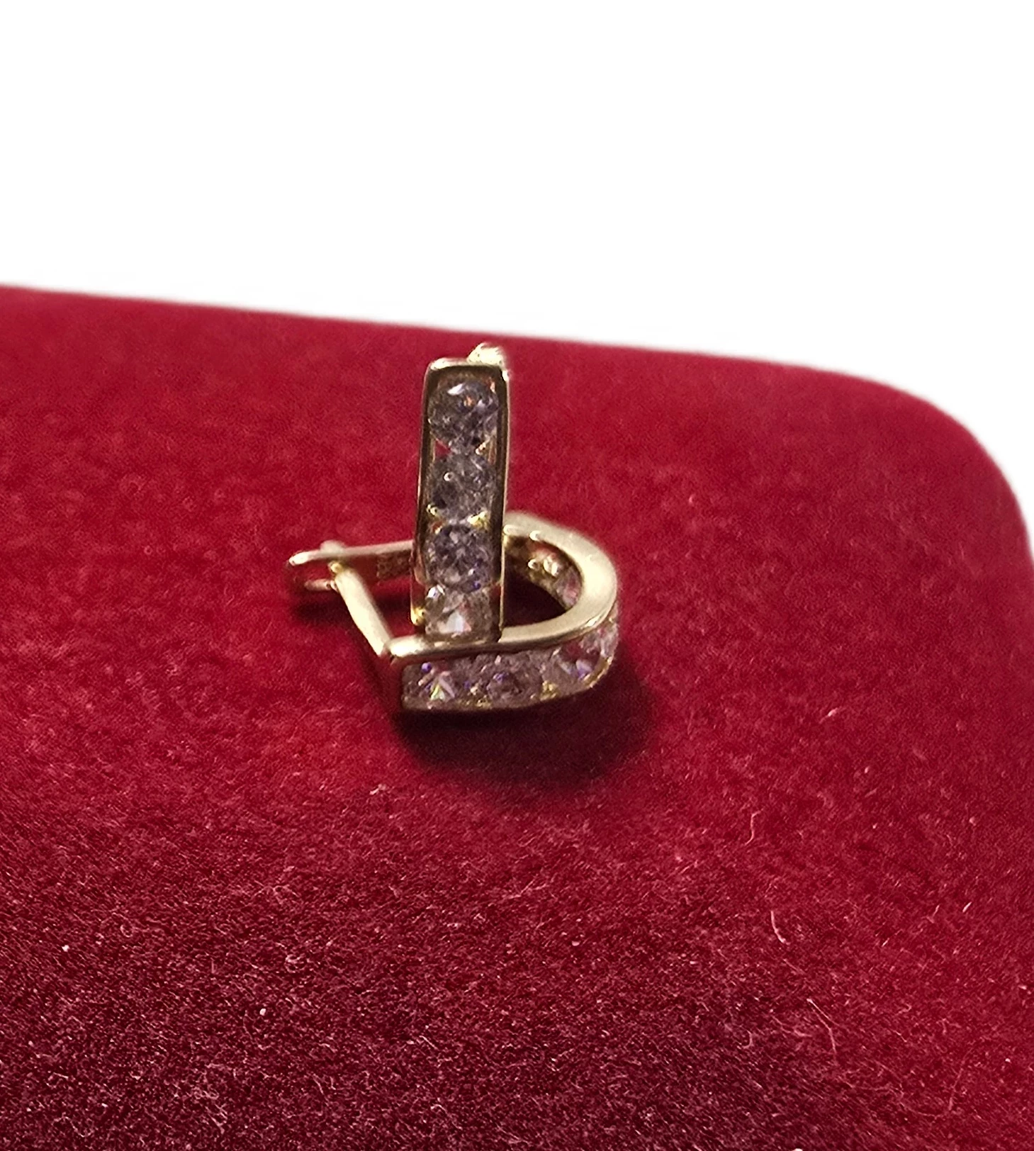 delikatne-kolczyki-dla-dziewczynki-proby-585-079g-modlinska-1a-nowy-dwor-maz