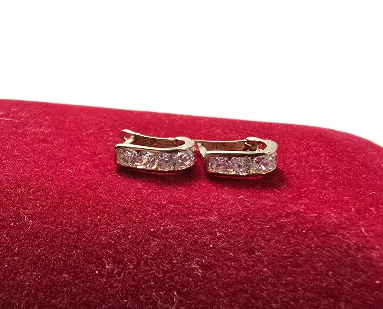 delikatne-kolczyki-dla-dziewczynki-proby-585-079g-stan-11323-2