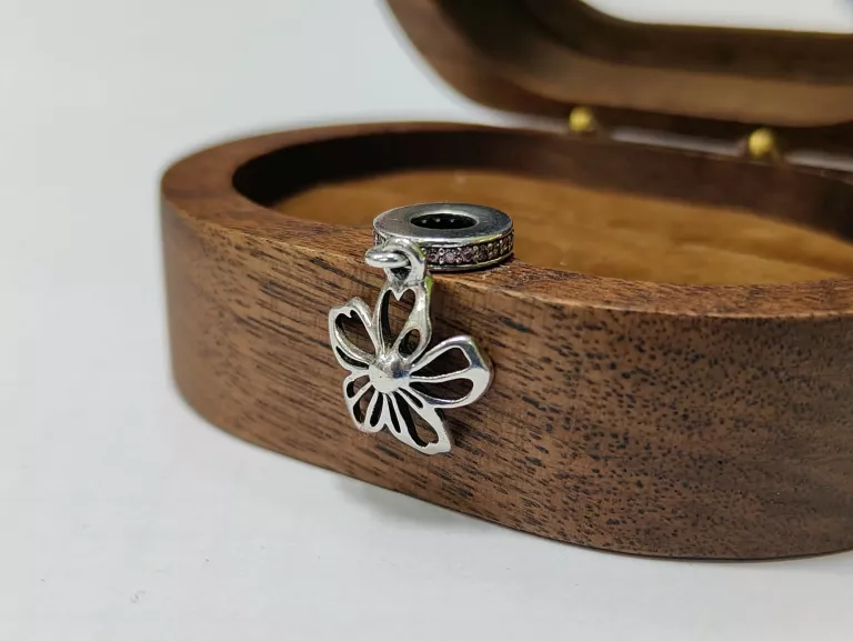 srebrna-zawieszka-charms-srebro-925-waga-166-g-rodzaj-2205-2