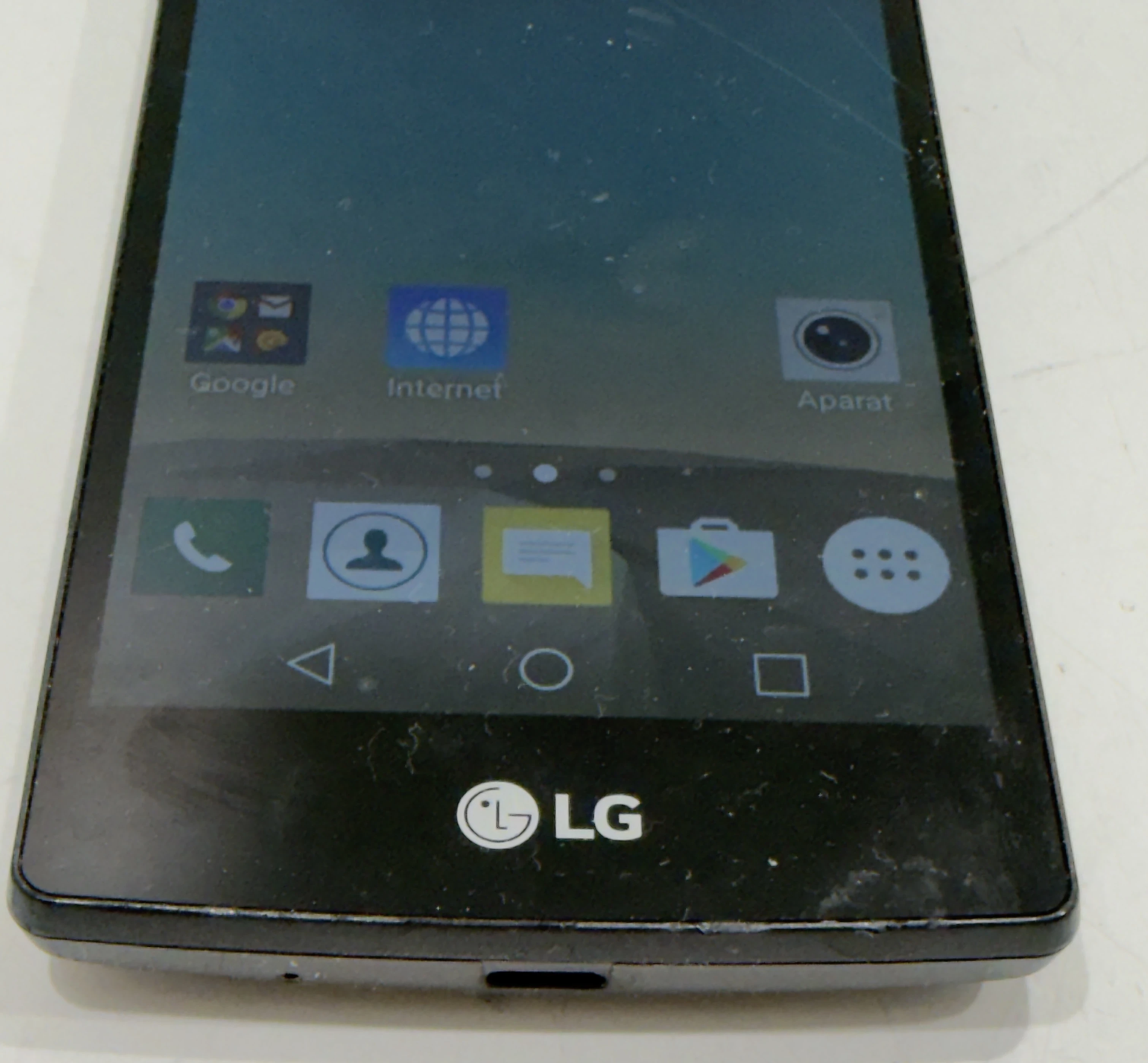 telefon-lg-pek-ekran-kod-producenta-8806084950901