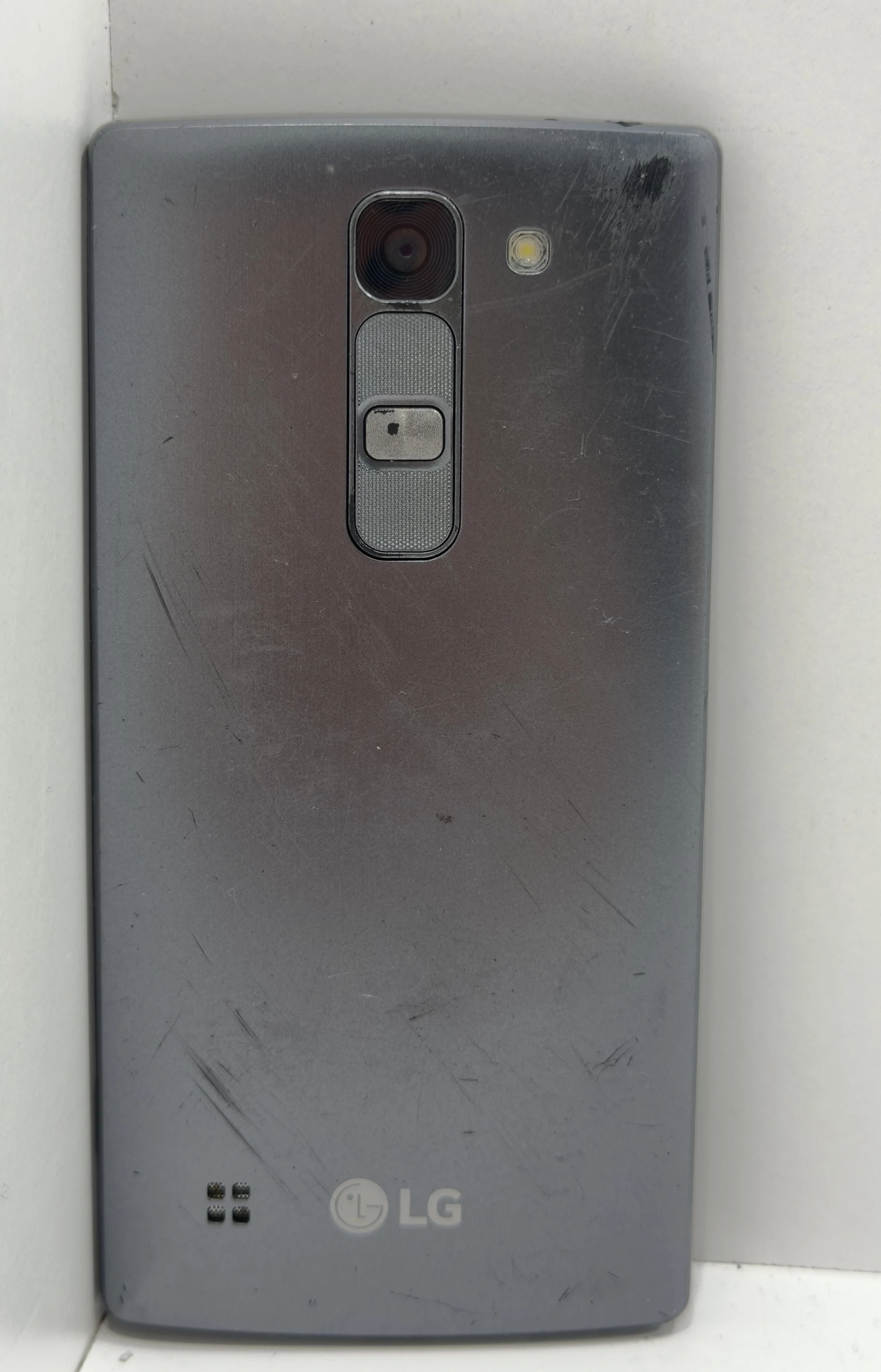 telefon-lg-pek-ekran-ean-gtin-8806084950901