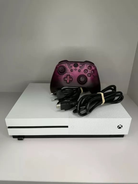 konsola-xbox-one-s-1tb-model-1681-pad-rynek-27-ostrow