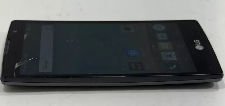 telefon-lg-pek-ekran-typ-202685-212929