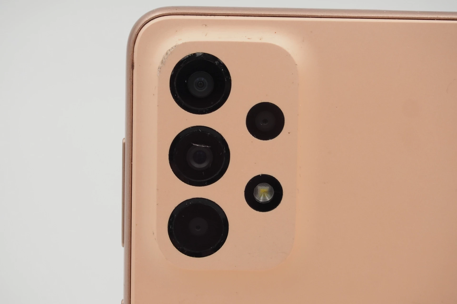 samsung-galaxy-a33-5g-6128-peach-bez-obciazen-przekatna-ekranu-64