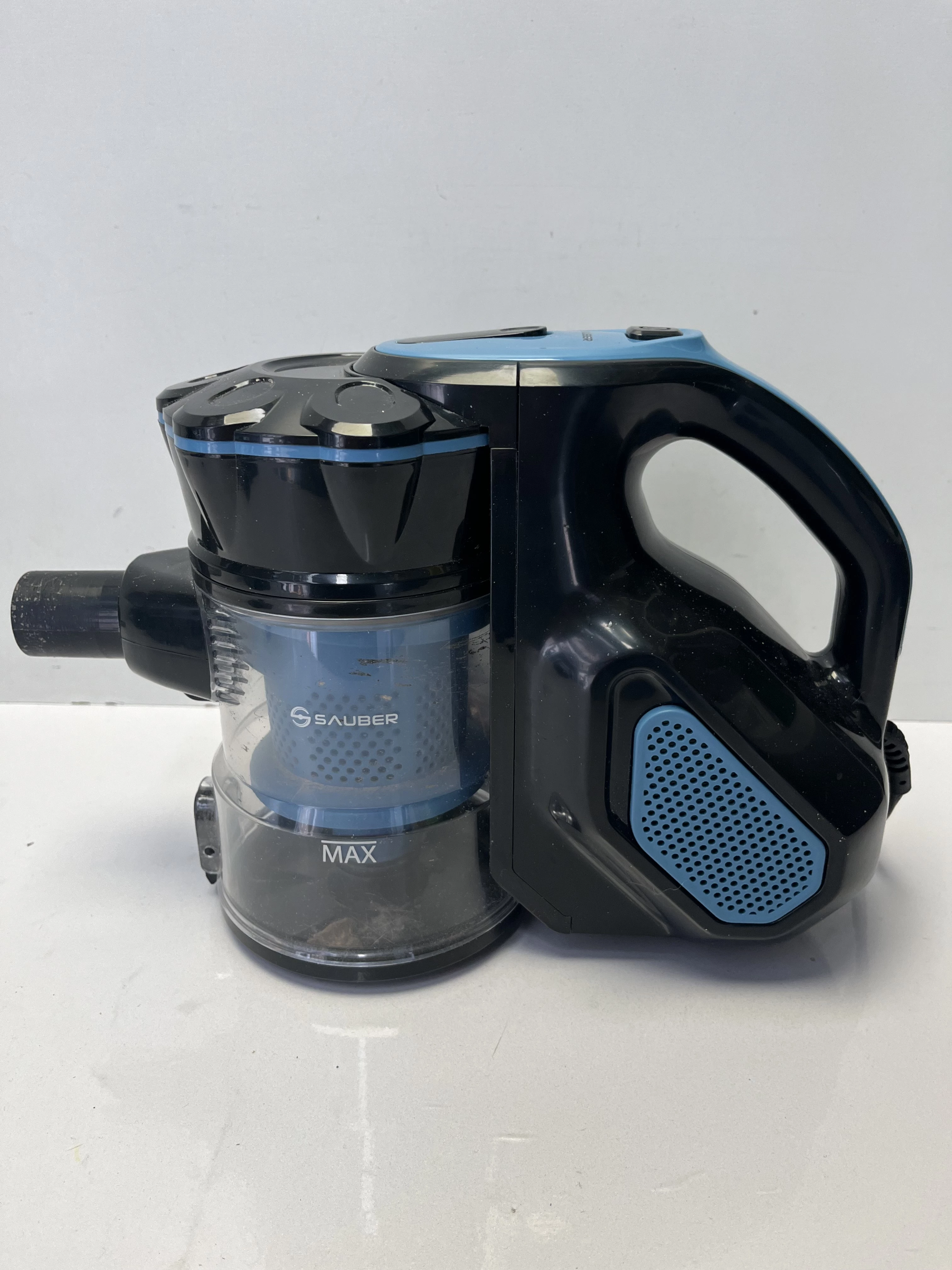 pionowy-odkurzacz-reczny-bezworkowy-sauber-stan-11323-2