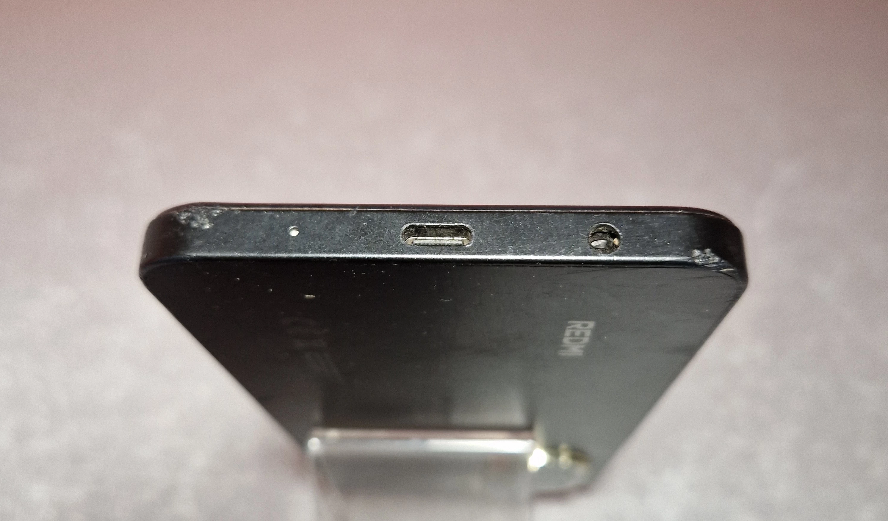 telefon-xiaomi-redmi-a5-364gb-popekany-wbudowana-pamiec-202869-214193