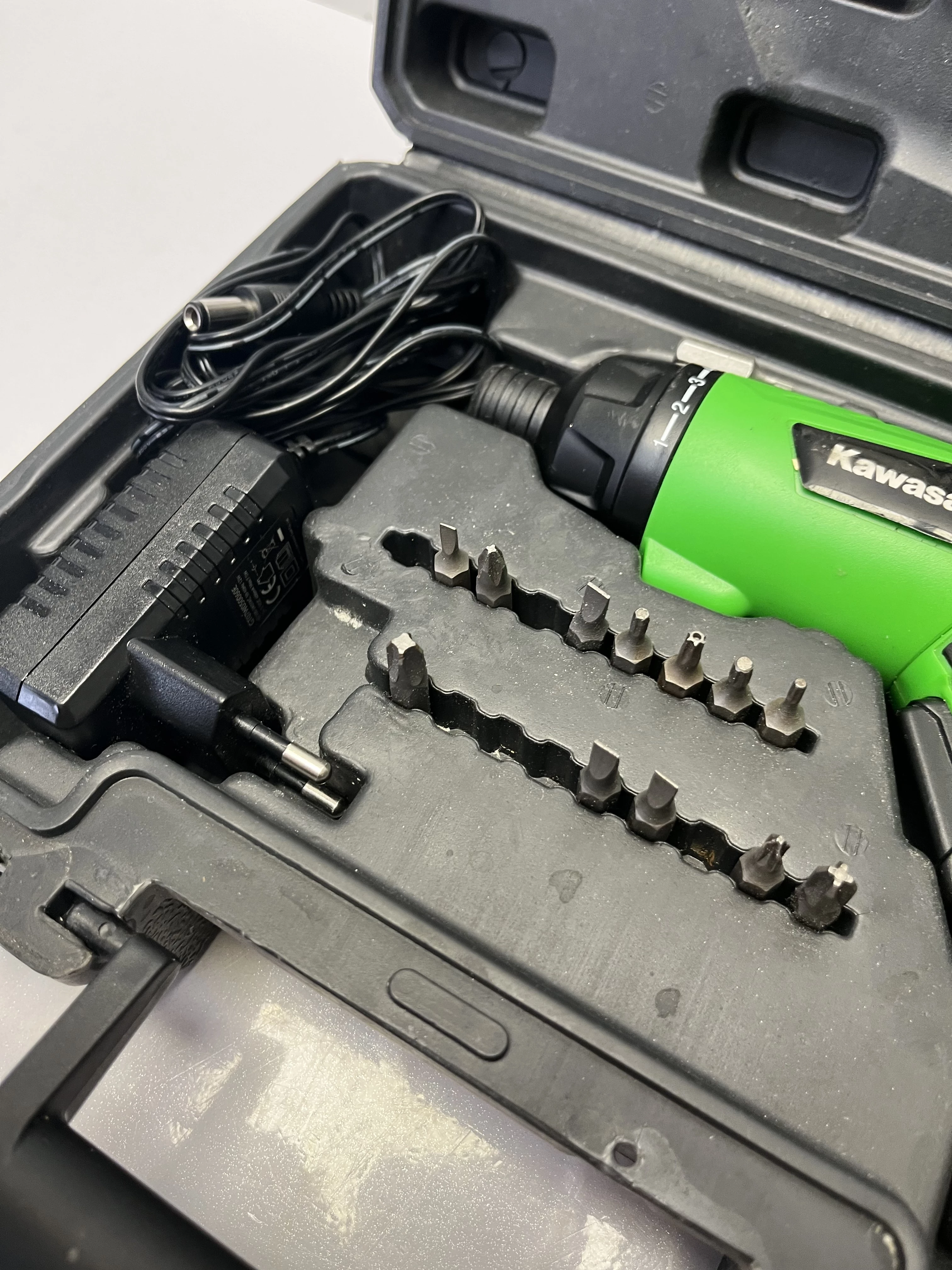 wkretarka-kawasaki-zasilanie-akumulatorowe-12-v-k-ak-12-li-2-ean-gtin-4064955907032