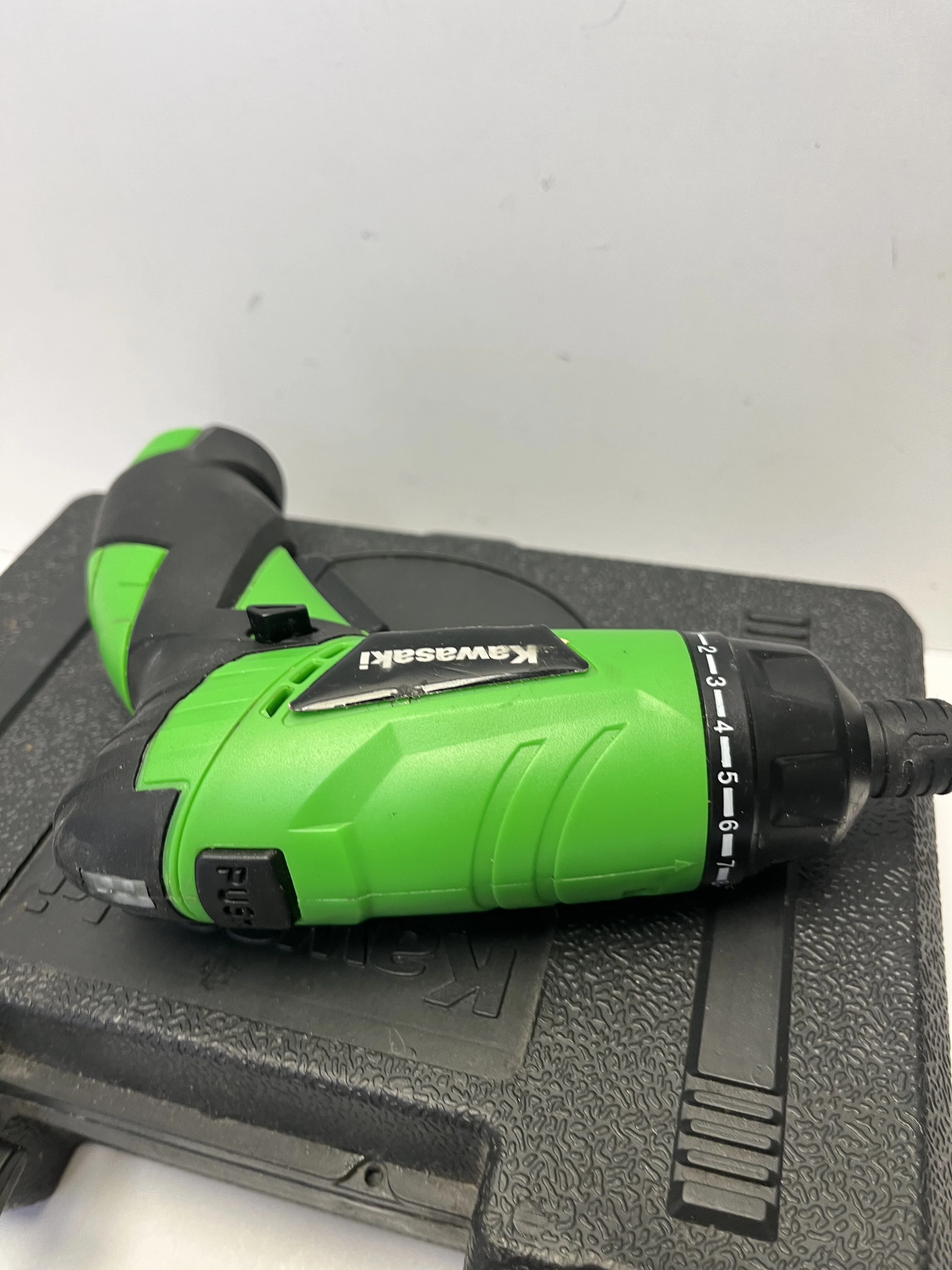 wkretarka-kawasaki-zasilanie-akumulatorowe-12-v-k-ak-12-li-2-napiecie-v-128551-4