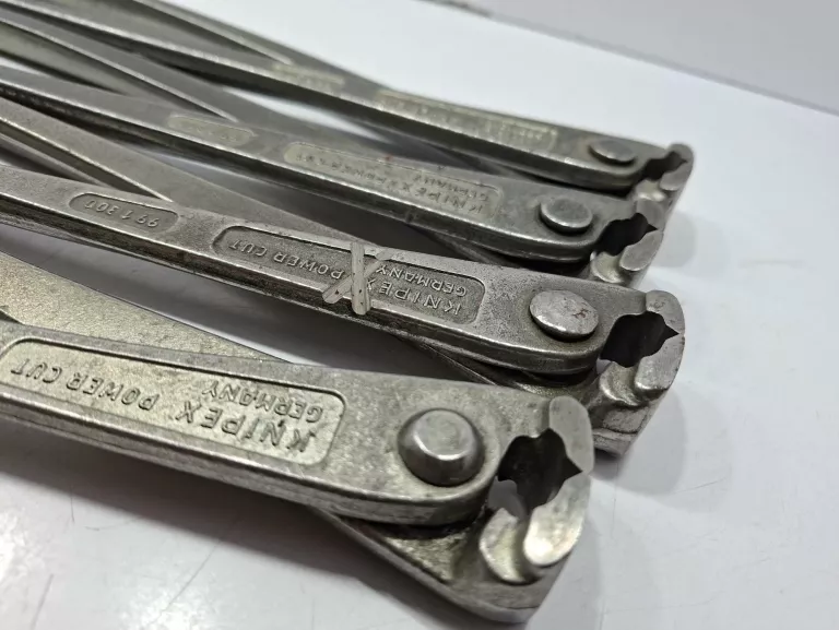 zestaw-czterch-ceg-knipex-9914300-stan-11323-2