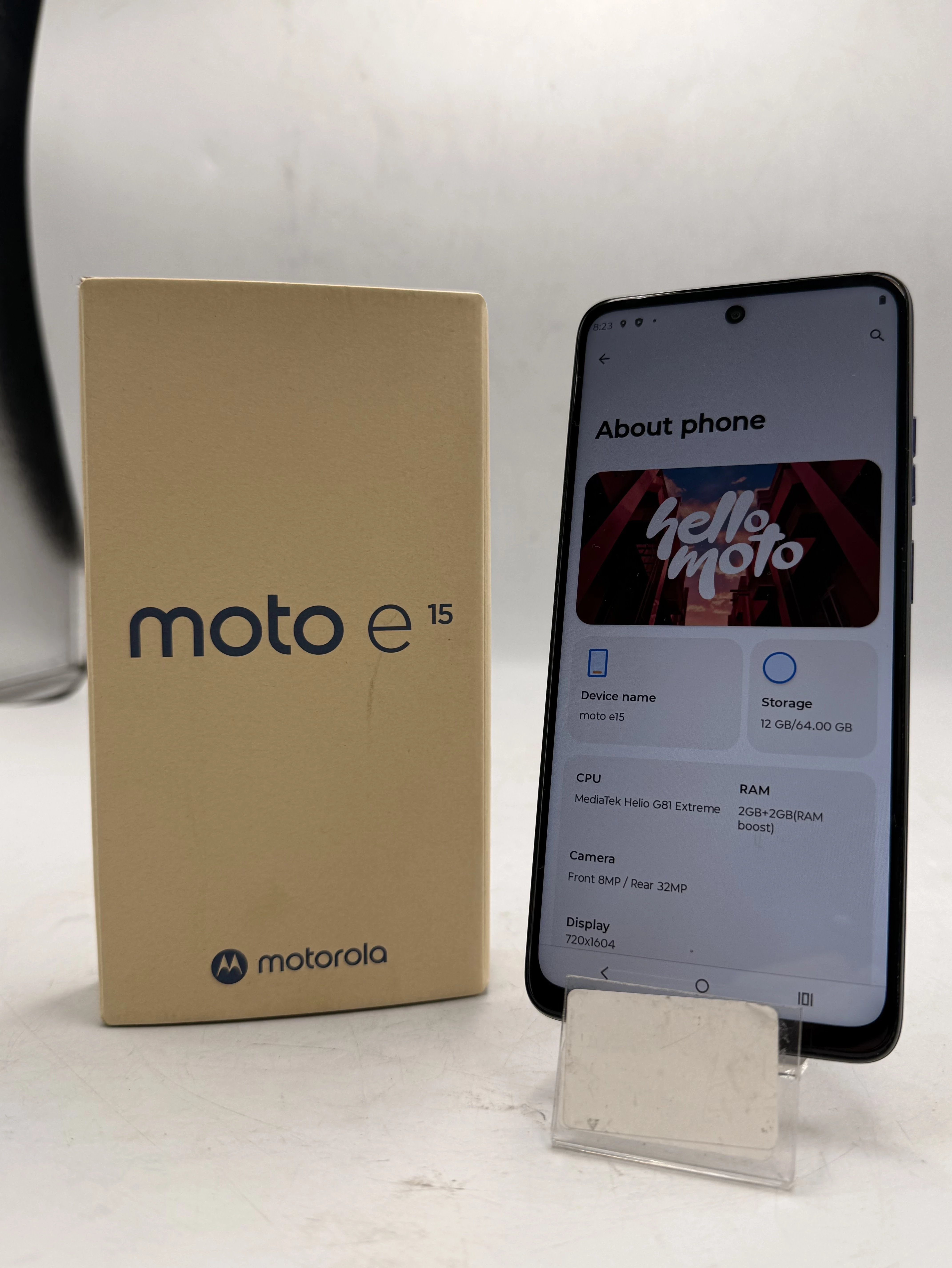 telefon-motorola-moto-e15-264gb-komplet-kod-producenta-pb6s0003pl