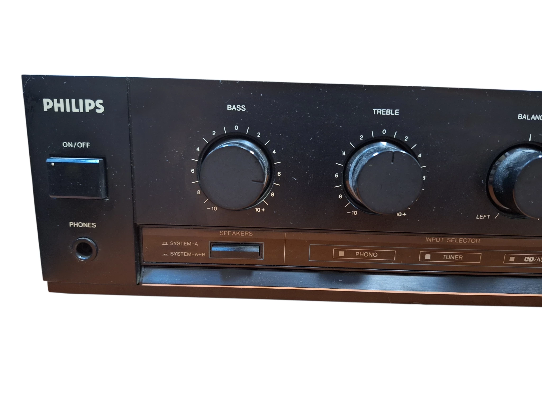 wzmacniacz-stereo-philips-fa561-liczba-kanalow-2