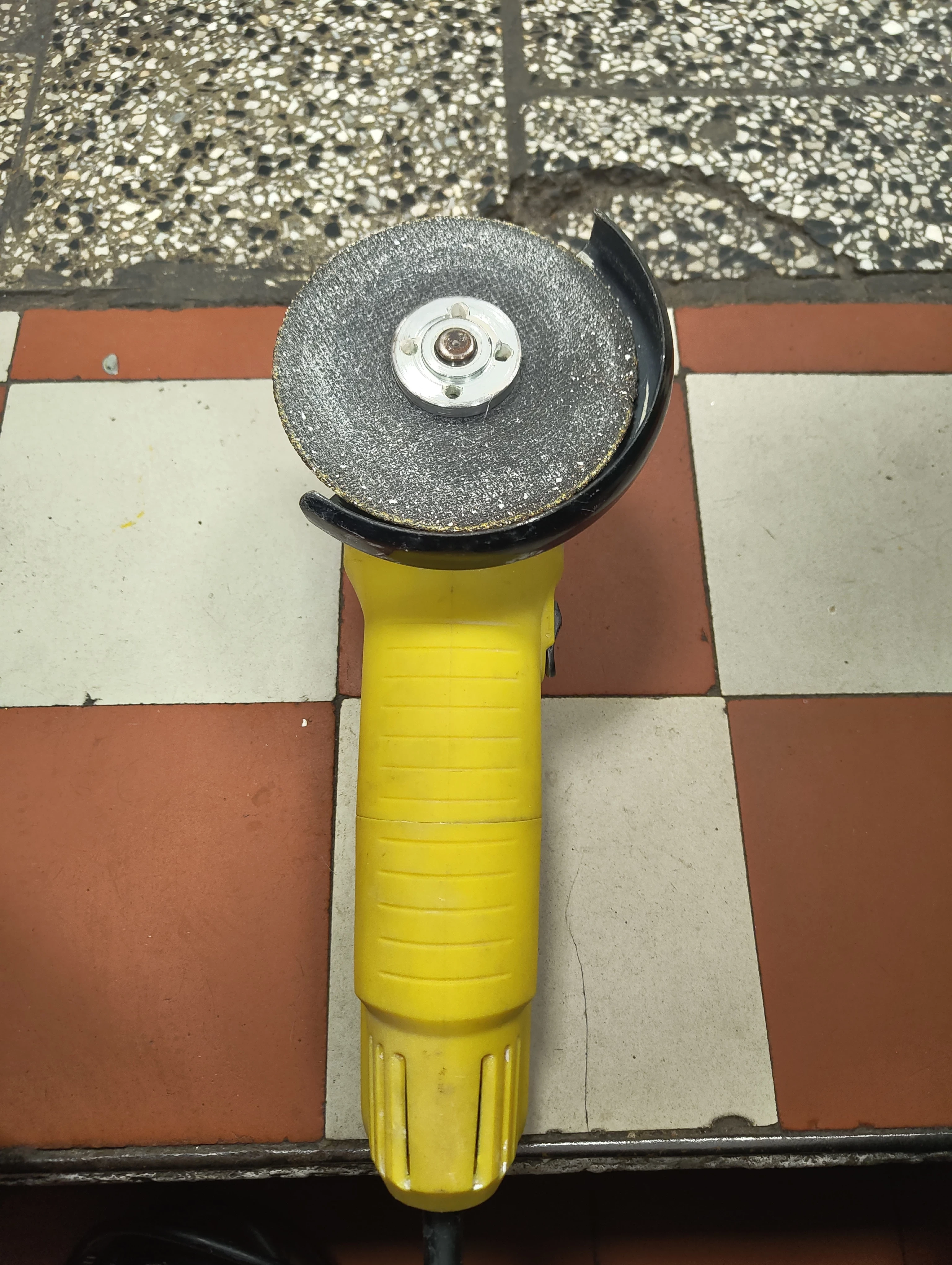 szlifierka-brenar-240v-rodzaj-zasilania-128529-2