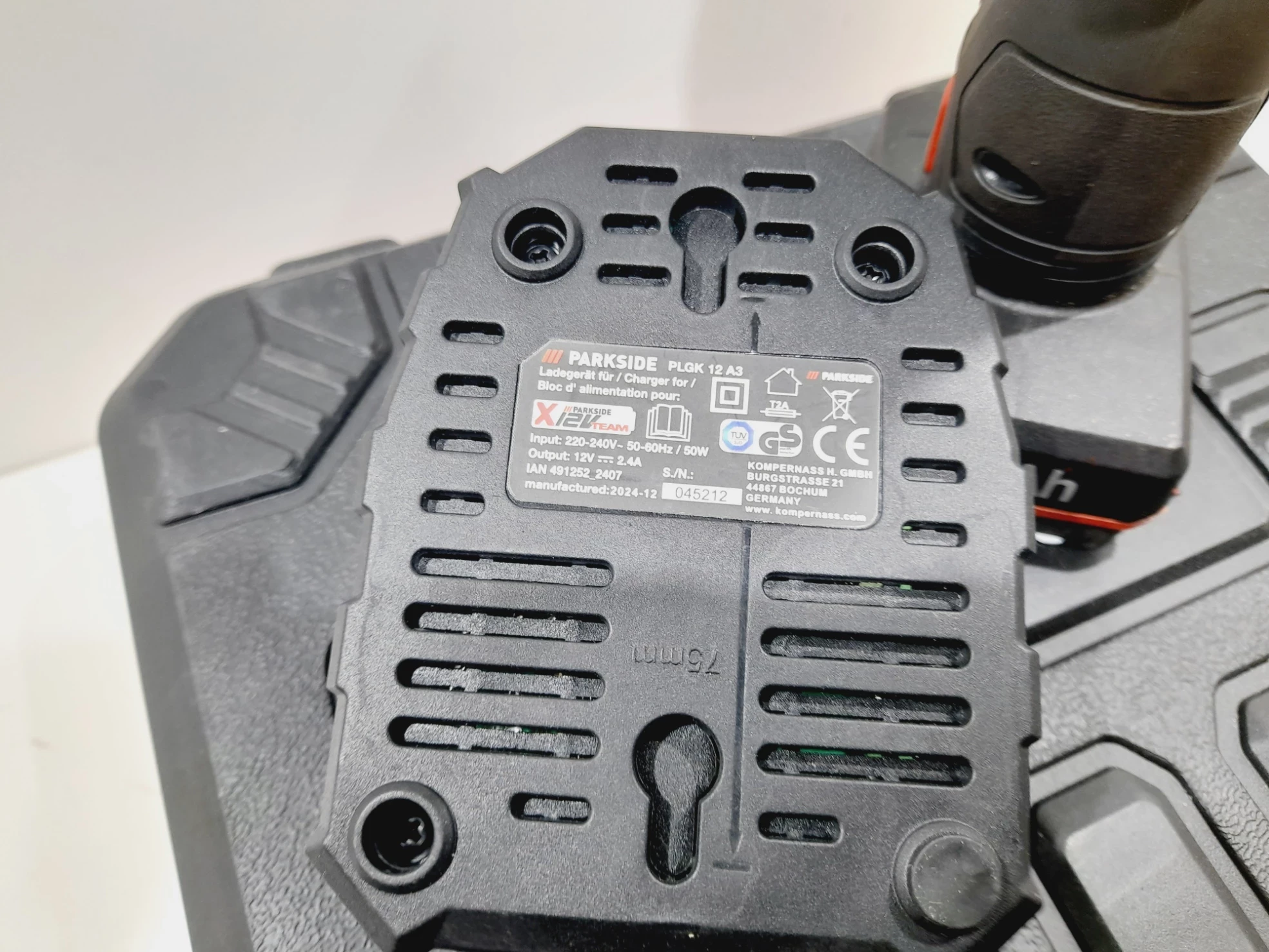 klucz-udarowy-parkside-ppdssa-12-v-silnik-bezszczotkowy-4-nasadki-stan-11323-2