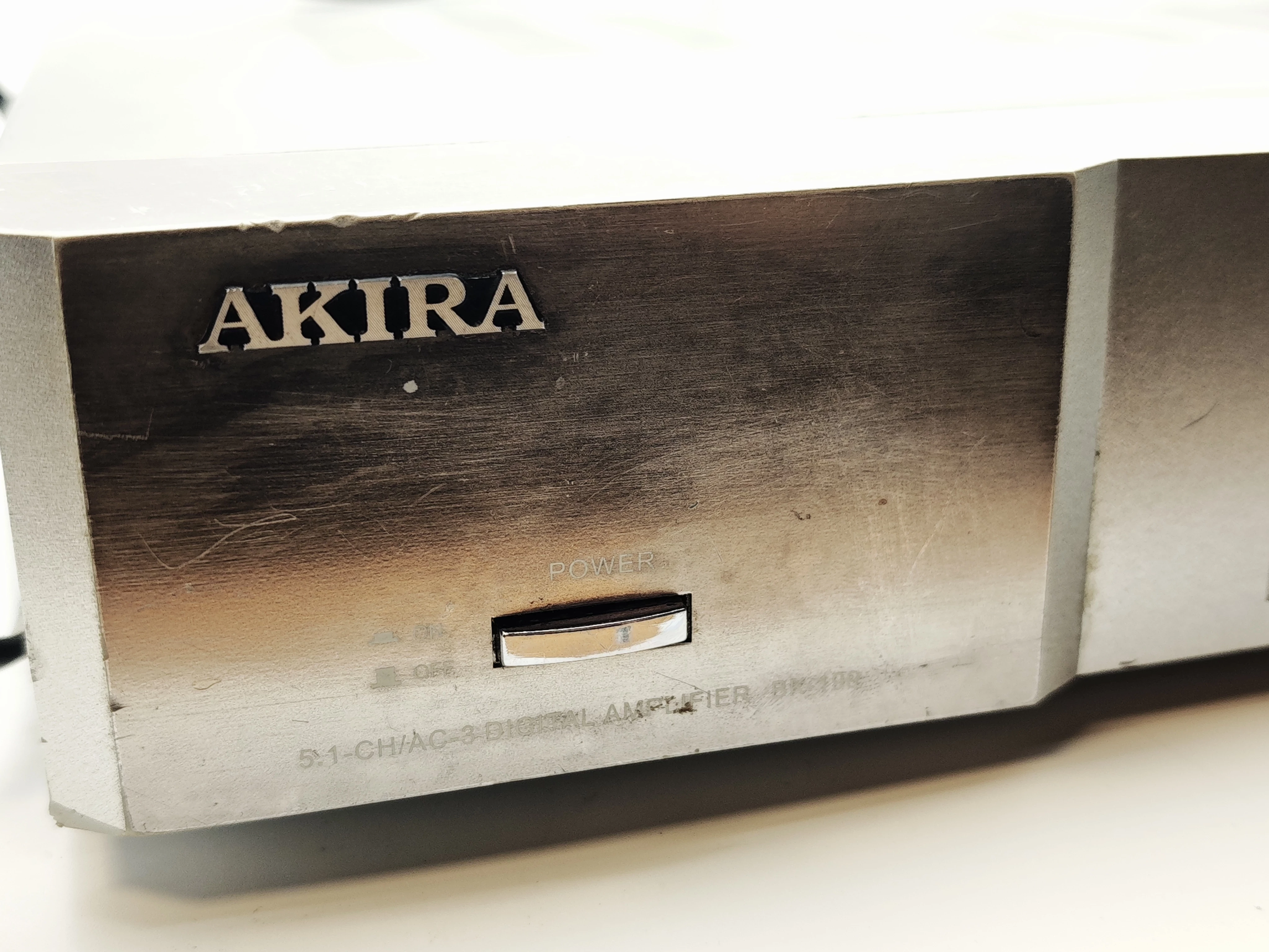 amplituner-akira-bk-199-stan-11323-2