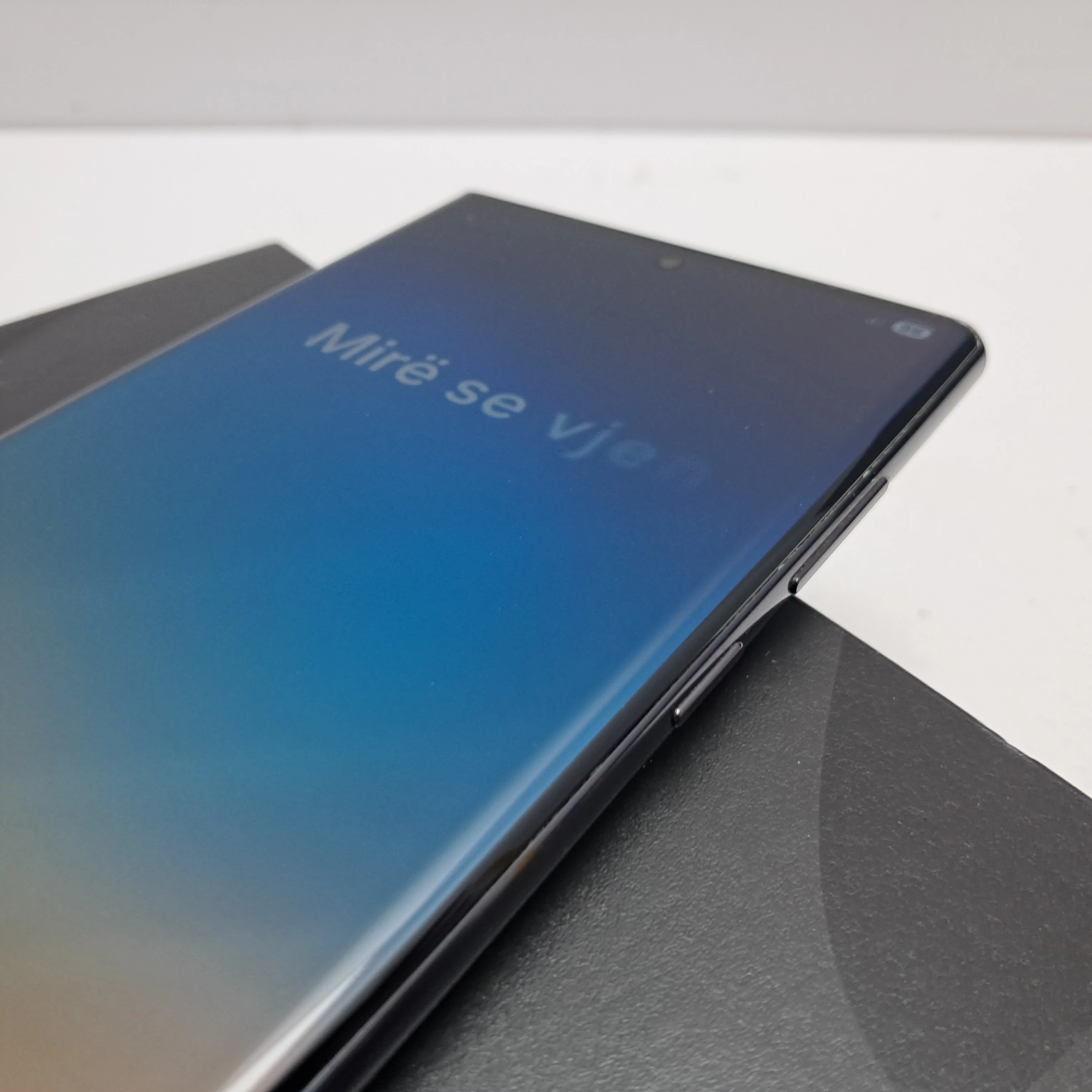 telefon-samsung-s22-ultra-typ-202685-212929