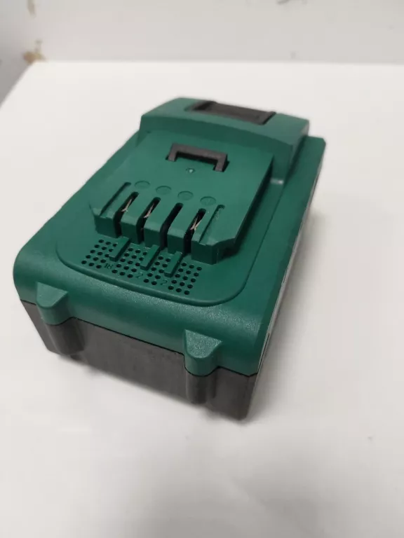 akumulator-stalco-20v-8ah-ean-gtin-5904012161047