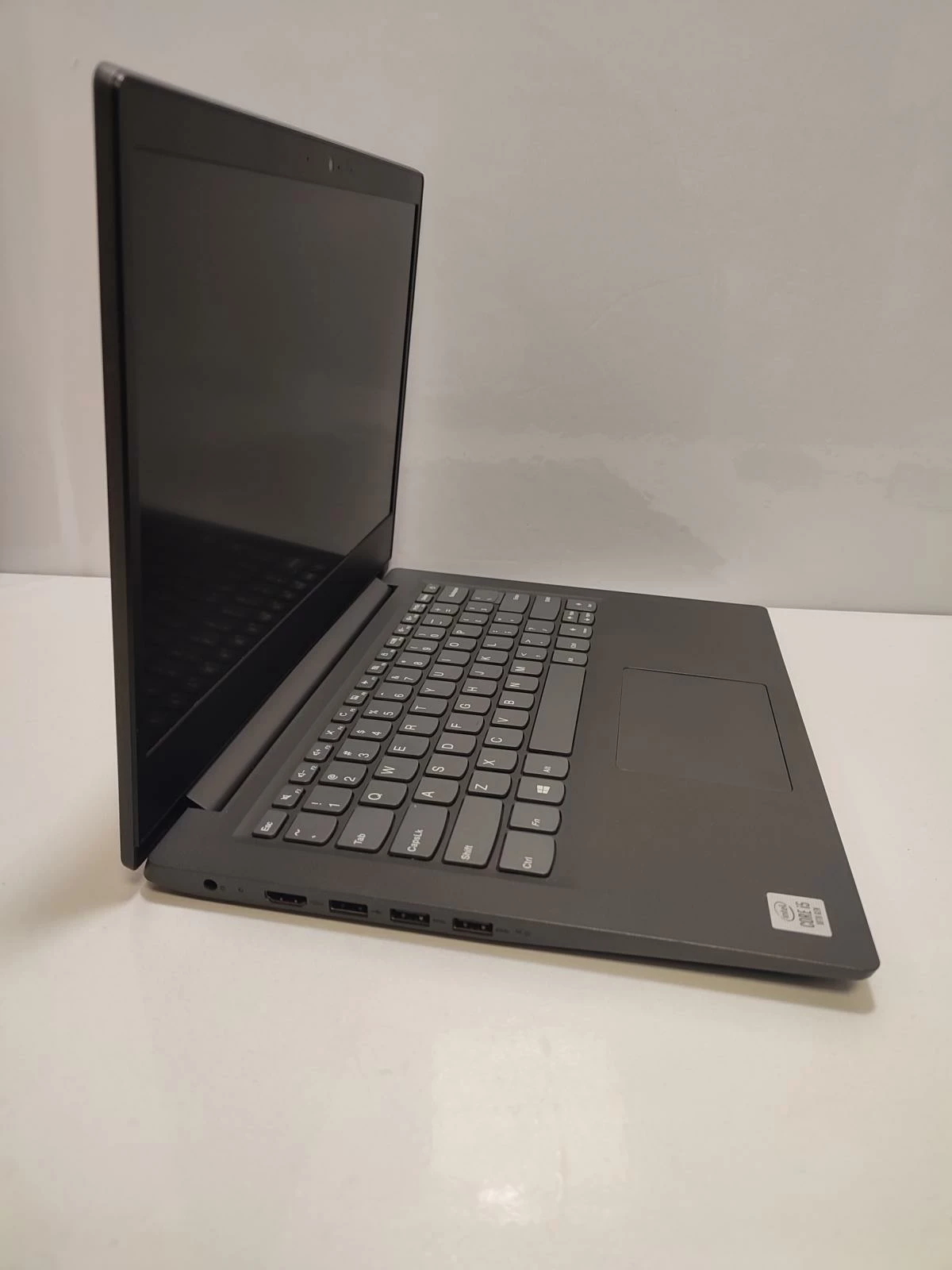 laptop-lenovo-v14-iil-82c4-stan-11323-2