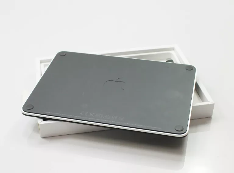 apple-magic-2-trackpad-a1535-ean-gtin-888462647823