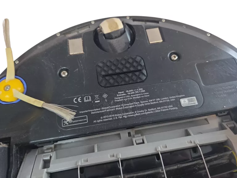 robot-sprzatajacy-irobot-roomba-e5-ean-gtin-5060359289100