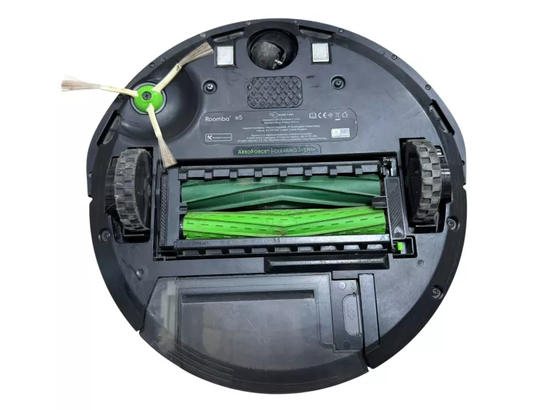 robot-sprzatajacy-irobot-roomba-e5-stacja-kolor-dominujacy-129357-3