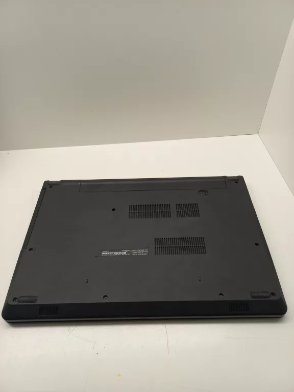 laptop-dell-inspirion-15-3567-i3-12gb-1tb-windows-10-przekatna-ekranu-1560